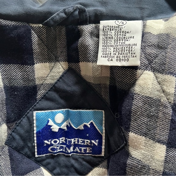Northern Climate Lined Utility Vest - Picture 3 of 3